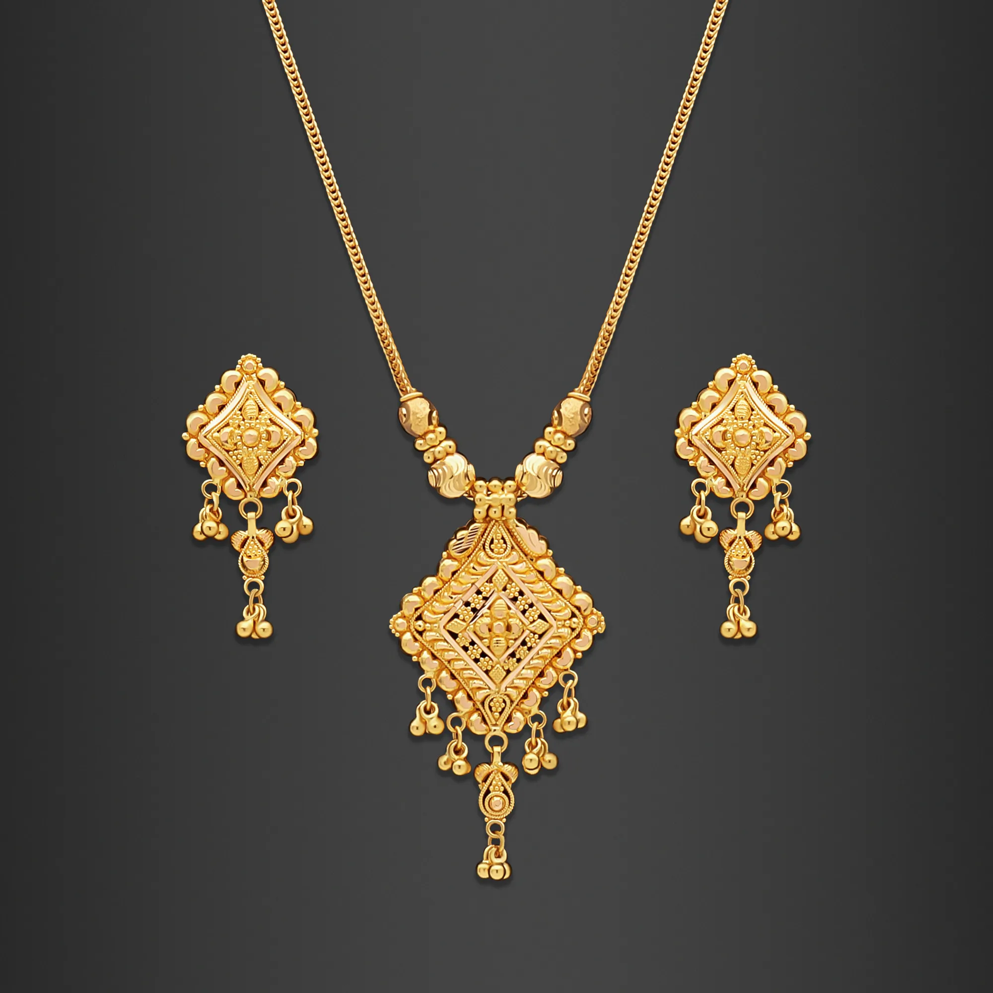 22K Gold Embroidered Charm Necklace Set (17.00G)