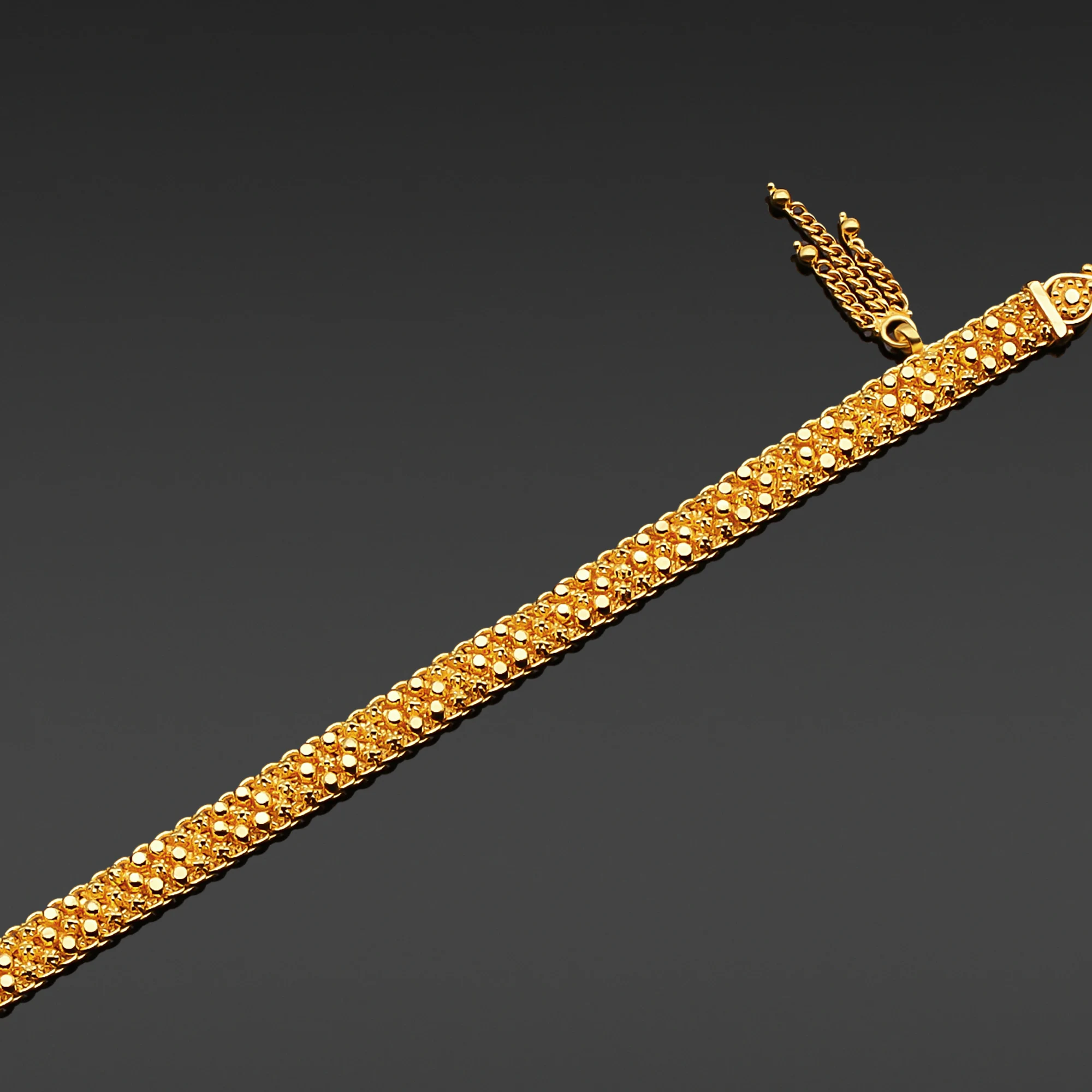 22K Gold Classic Belt Bracelet (9.95G)