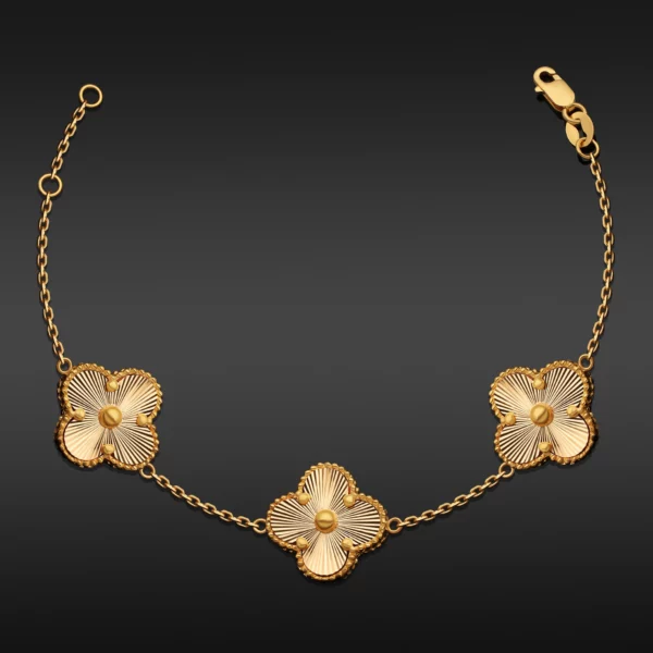 22K Gold Classic Clover Bracelet - 3 Motifs