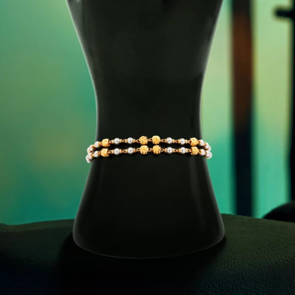 Product hover image