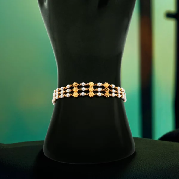 Product hover image