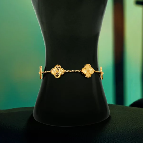 Product hover image