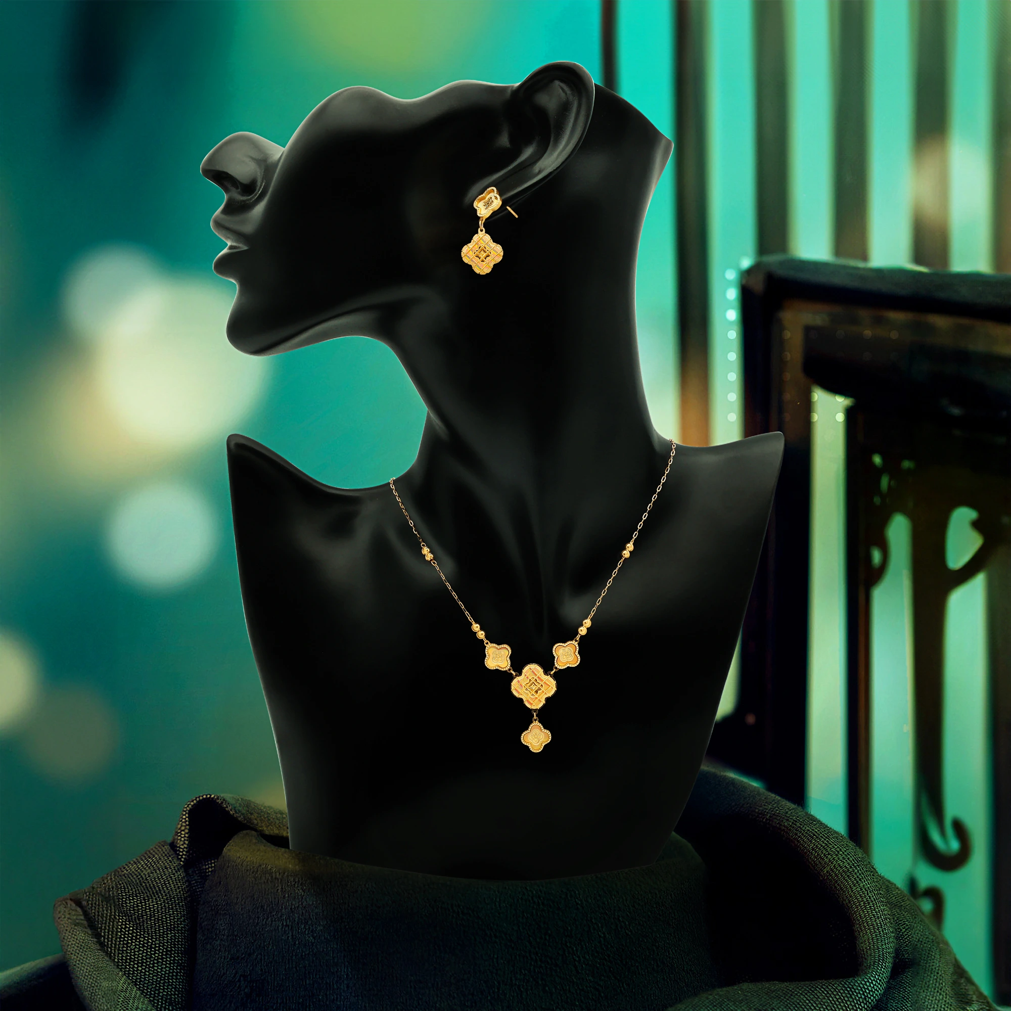 22K Gold Iridescent Clovers Drop Necklace Set (12.60G) - Queen of